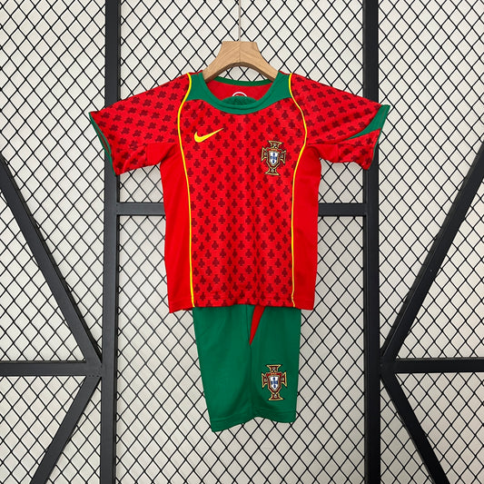 2004 Portugal primera equipación niño