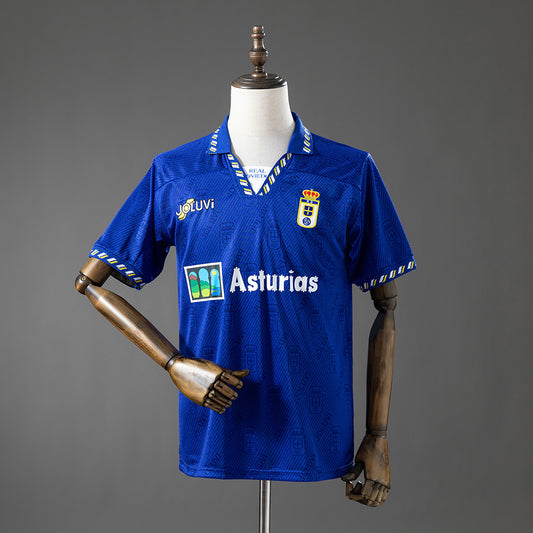 95-96 Oviedo primera equipación