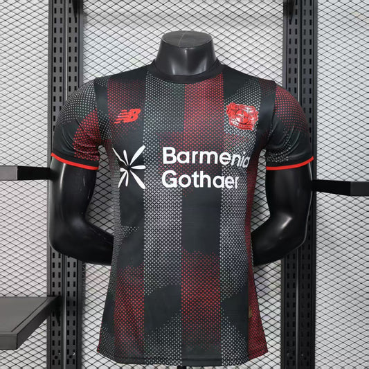 25-26 Bayer Leverkusen primera equipacion