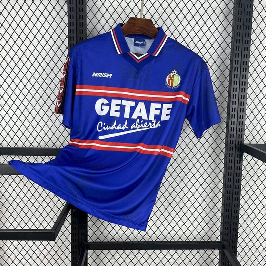 98-99 Getafe primera equipación