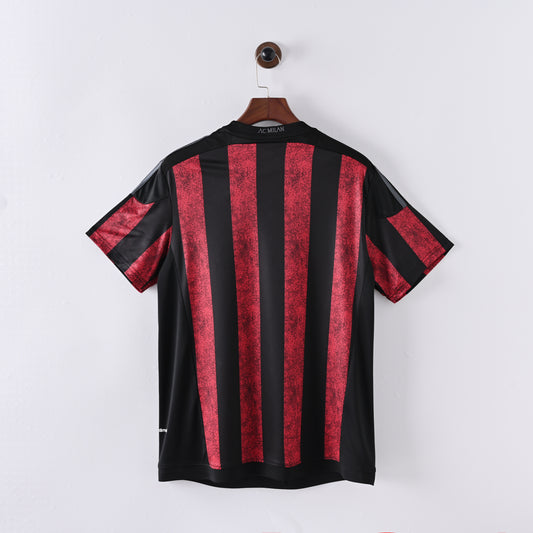 15-16 AC Milan primera equipacion