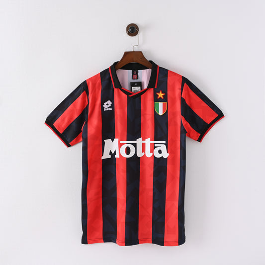 93-94 AC Milan primera equipacion