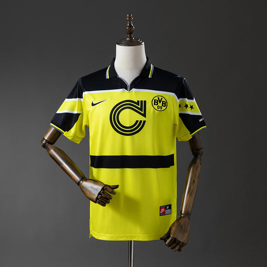 96-97 Borussia Dortmund primera equipación