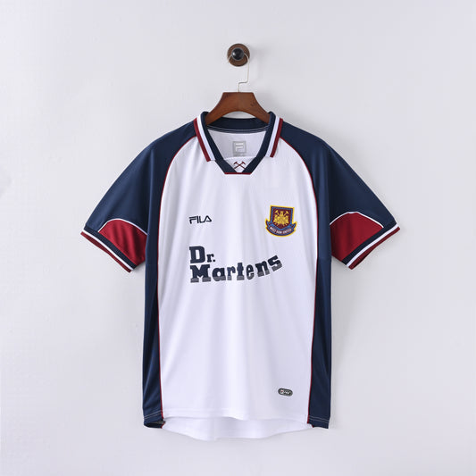 99-01 West Ham segunda equipacion