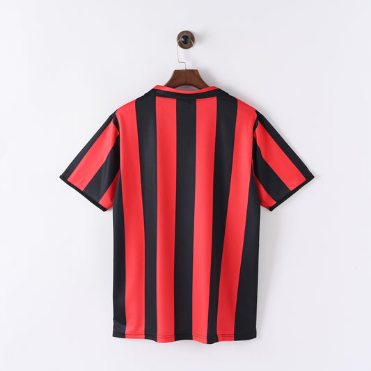 88-89 AC Milan primera equipacion