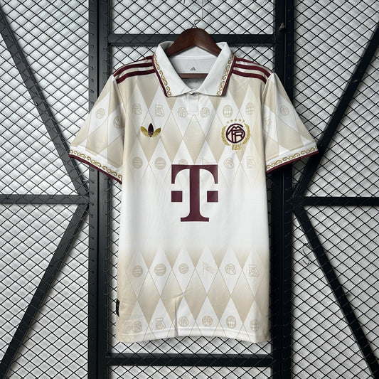 25-26 Bayern de Munich equipación especial beige