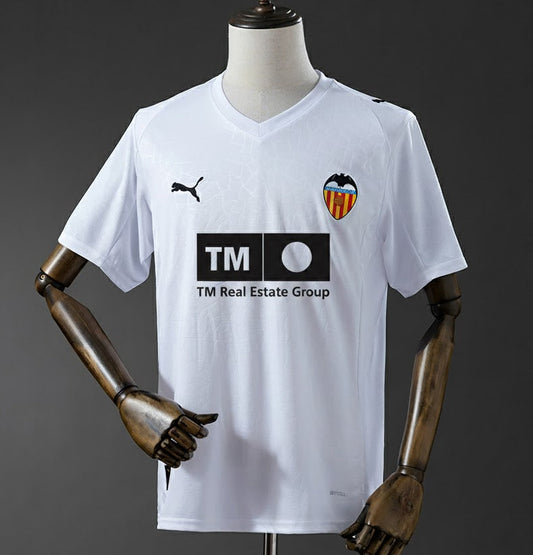25-26 Valencia primera equipación