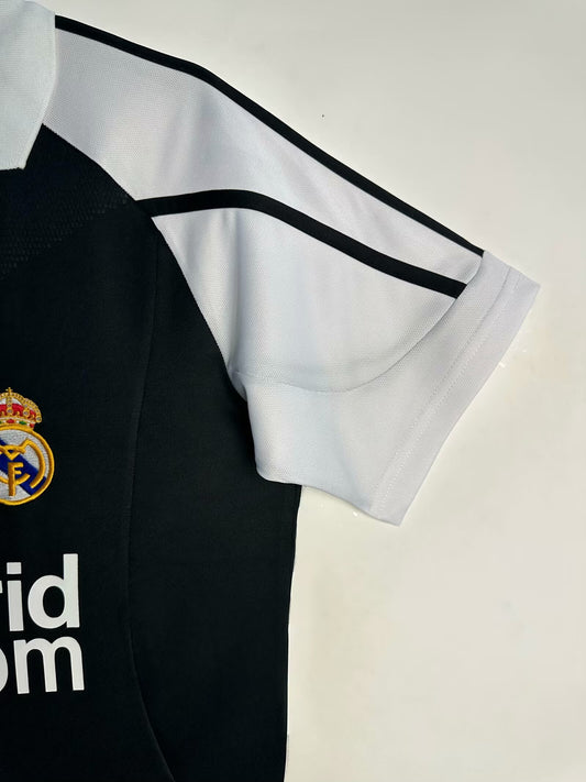01-02 Real Madrid segunda equipación