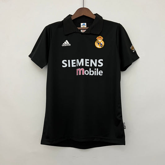 02-03 Real Madrid segunda equipación