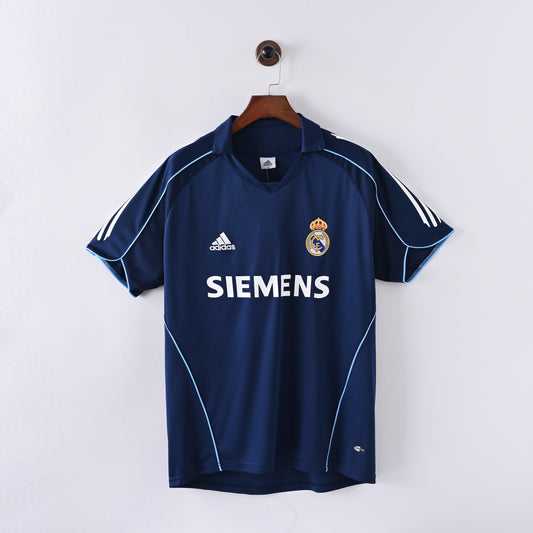 05-06 Real Madrid segunda equipación