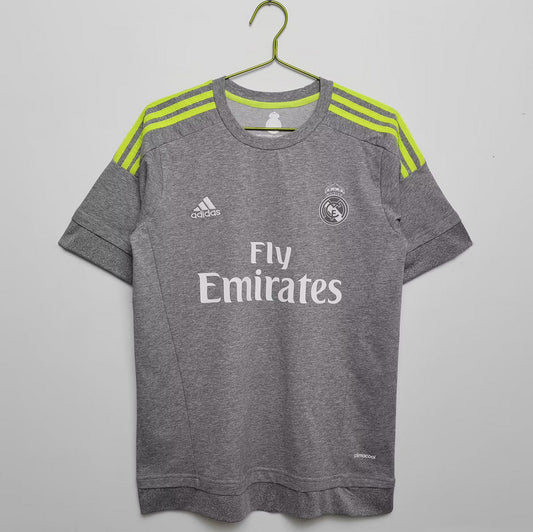 15-16 Real Madrid segunda equipación