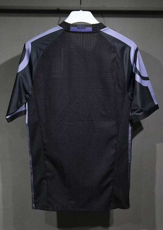16-17 Real Madrid tercera equipación