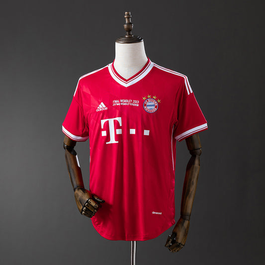 13-14 Bayern de Munich primera equipación
