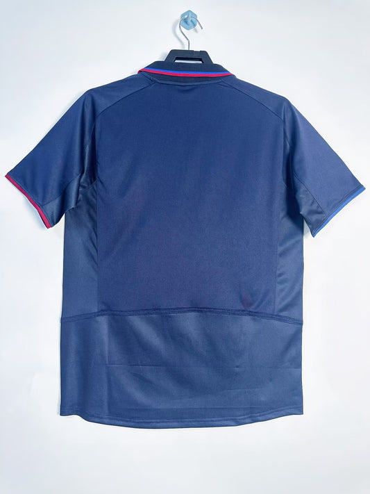 02-03 Barça segunda equipación