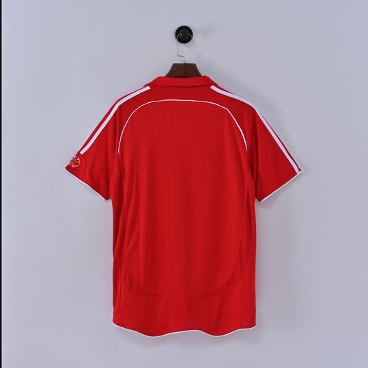 06-07 Liverpool primera equipacion