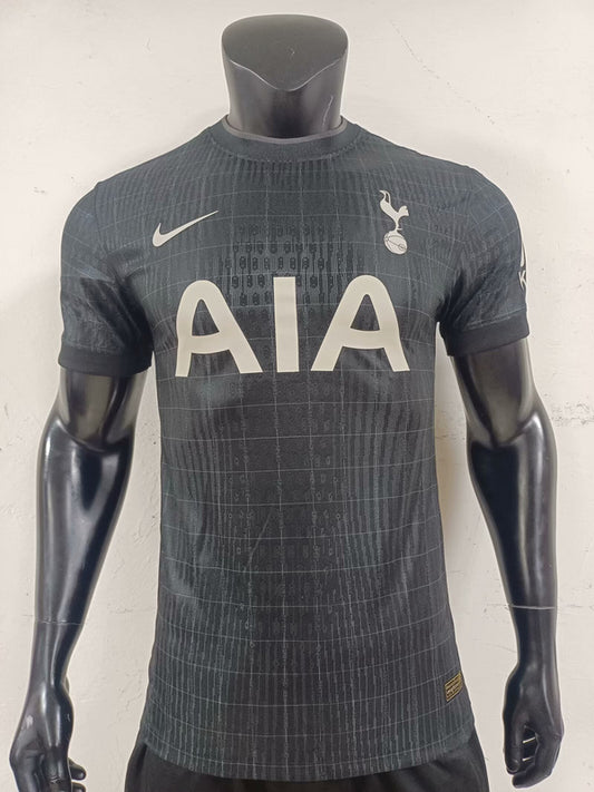 25-26 Tottenham segunda equipacion