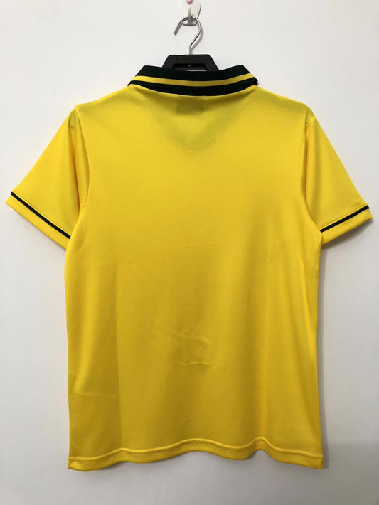 96 Selección Brasil primera equipacion