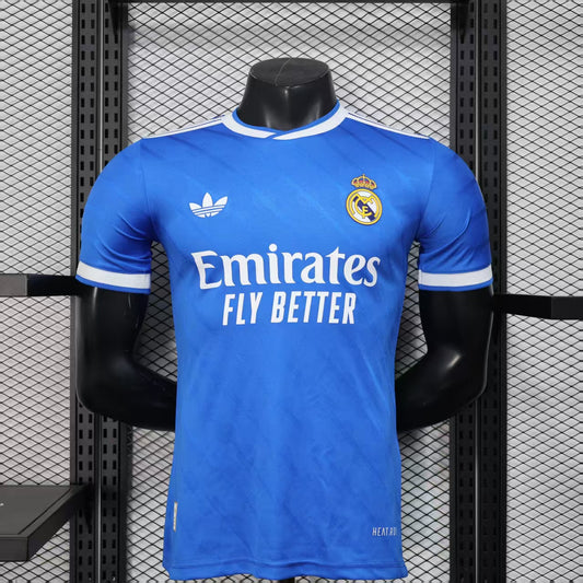25-26 Real Madrid tercera equipacion