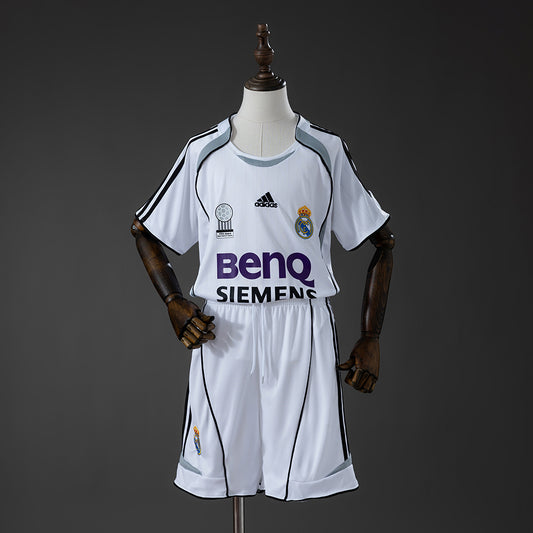 06-07 Real Madrid primera equipación niño