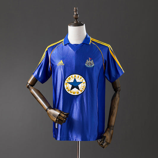 98-99 Newcastle segunda equipación
