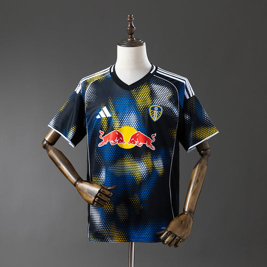 25-26 Leeds tercera equipación