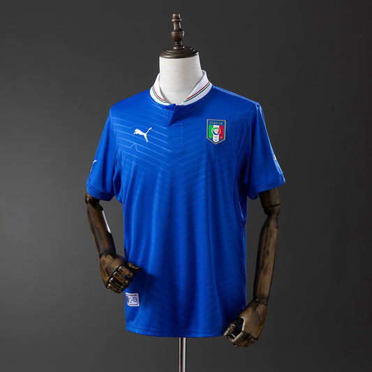 2012 Italia primera equipación