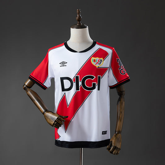 25-26 Rayo vallecano primera equipación