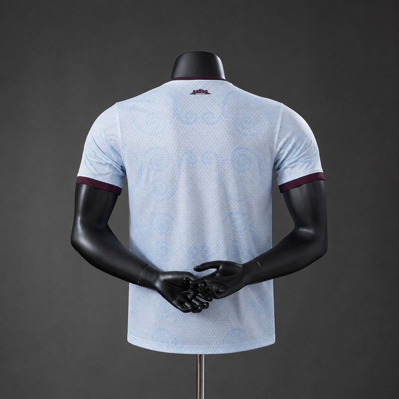 26-27 Aston Villa tercera equipación