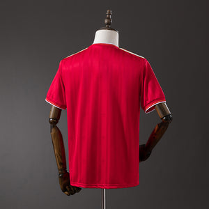 86-87 Liverpool primera equipación