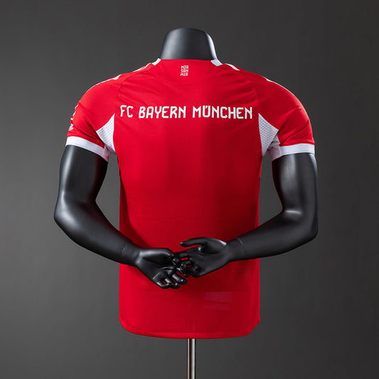 25-26 Bayern de Munich primera equipación