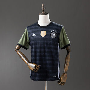 2016 Alemania segunda equipación