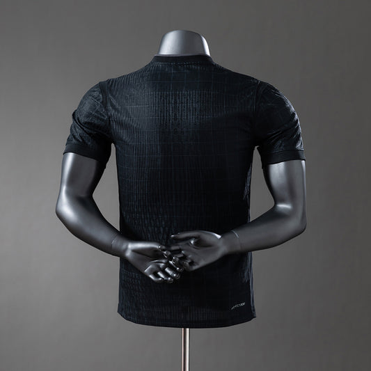 25-26 Tottenham segunda equipación