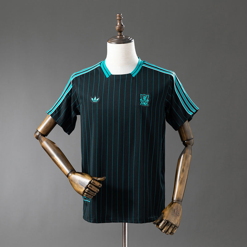 25-26 Liverpool Terrace Icons negro