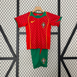2004 Portugal primera equipación niño