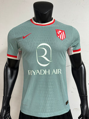 24-25 Atlético Madrid segunda equipacion