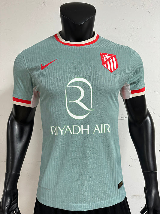 24-25 Atlético Madrid segunda equipacion