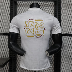25-26 Bayern de Munich 125 aniversario blanca