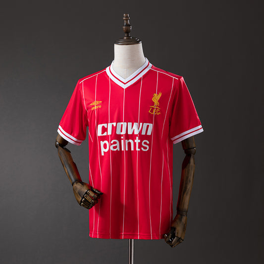 82-83 Liverpool primera equipación