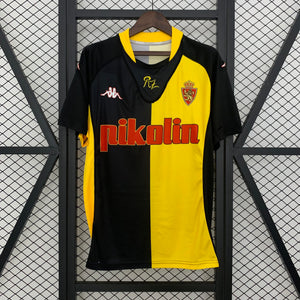 01-02 Real Zaragoza segunda equipación