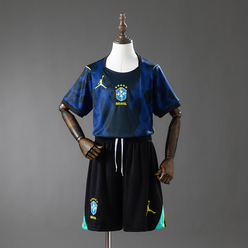 2026 Brasil segunda equipación niño
