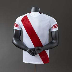 25-26 River Plate primera equipacion