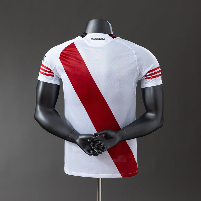 25-26 River Plate primera equipacion