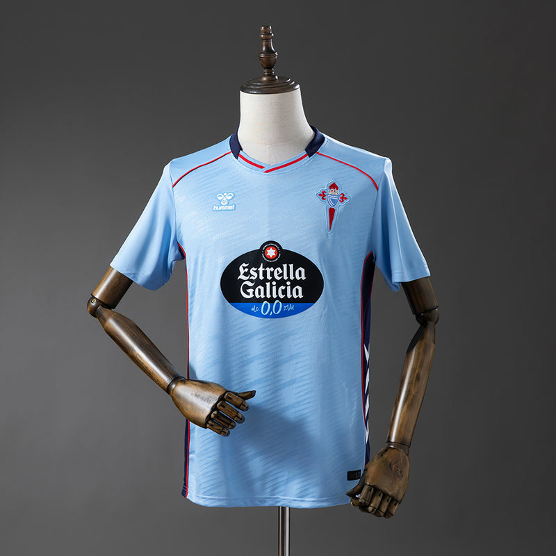 25-26 Celta primera equipación