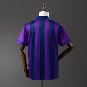 95-97 Tottenham segunda equipación