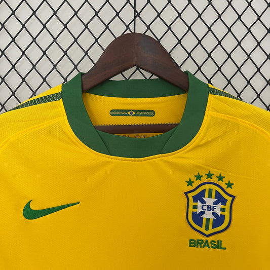 2010 Brasil primera equipación