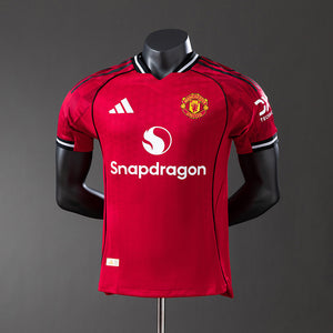 25-26 Manchester United primera equipación