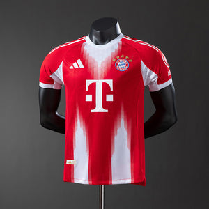 25-26 Bayern de Munich primera equipación