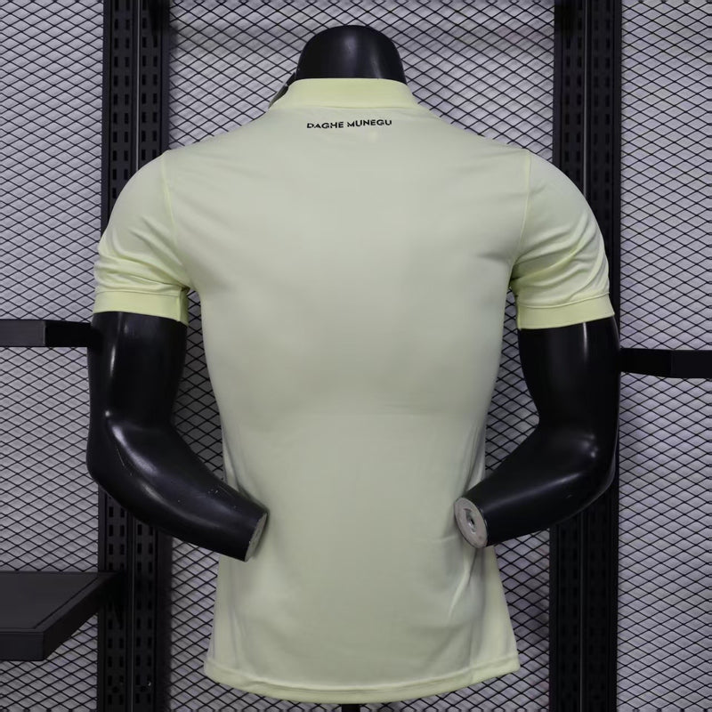 25-26 Mónaco tercera equipación