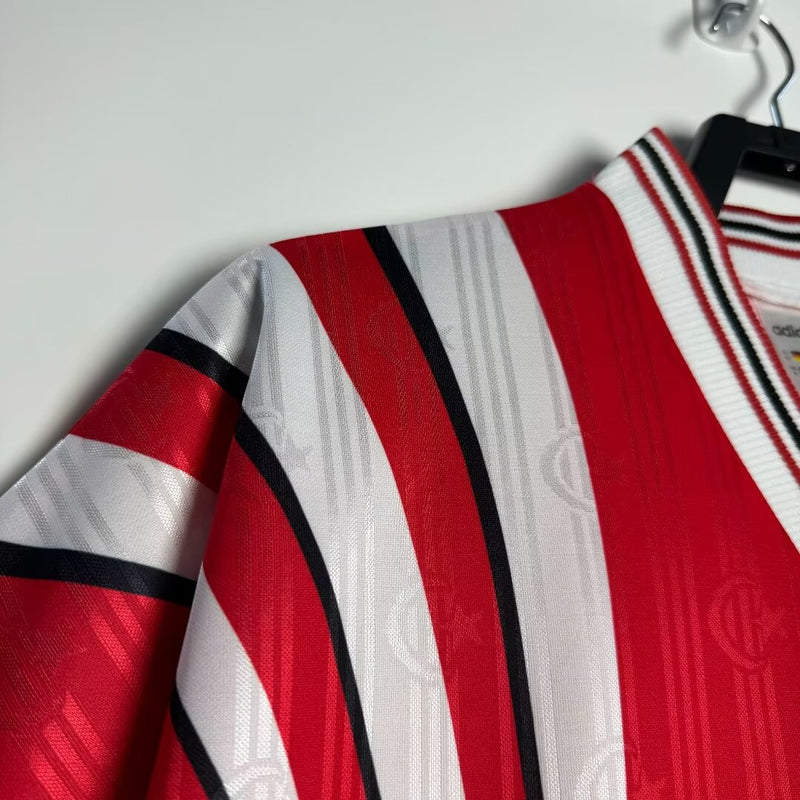 96 Selección Turquia primera equipacion