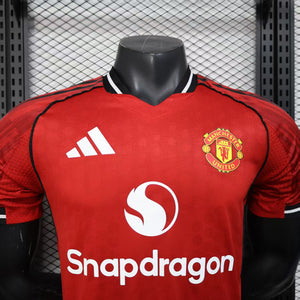 25-26 Manchester United primera equipacion